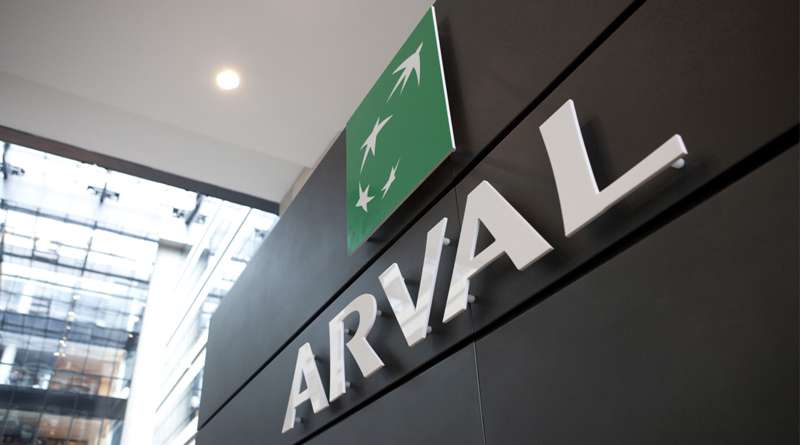 Arval Brasil promove contratos de longa duração no Salão do Automóvel
