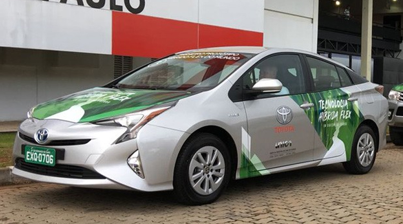 Toyota lança em outubro o Corolla híbrido