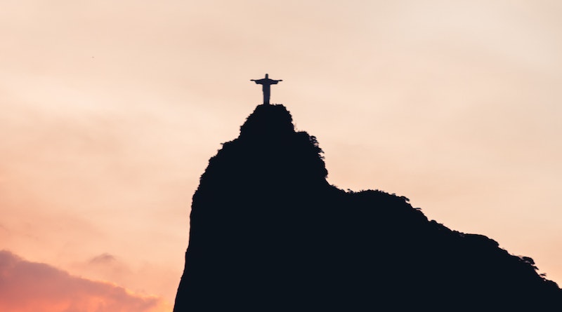 Levantamento aponta aluguel de carro em alta no Rio. Segundo a Abla, a alta temporada do verão já é positiva para o turismo no RJ.