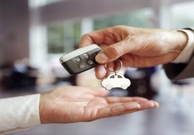Dia do Automóvel: o que pesa mais no bolso, comprar ou alugar um carro? 13 de maio Estudo do Antônio Sanches, analista de research da Rico