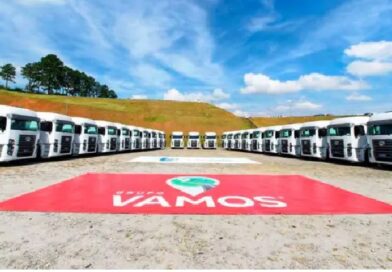 Linha de crédito do BNDES impulsiona ações da Vamos, com foco na compra de caminhões novos e seminovos. As ações da Vamos (VAMO3), empresa que atua na locação de veículos pesados e logística