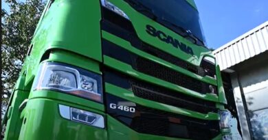 Scania anuncia condições especiais na Agrishow 2024 e caminhão a gás lançado é um sucesso, Equipe da Scania Locação também está presente.