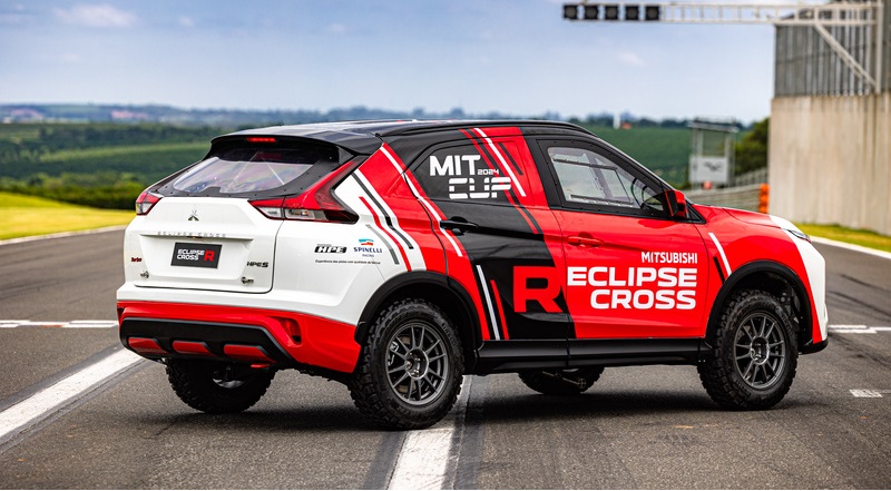 Mitsubishi Motors marca presença no Festival Interlagos com exibição de veículos de produção e de competição