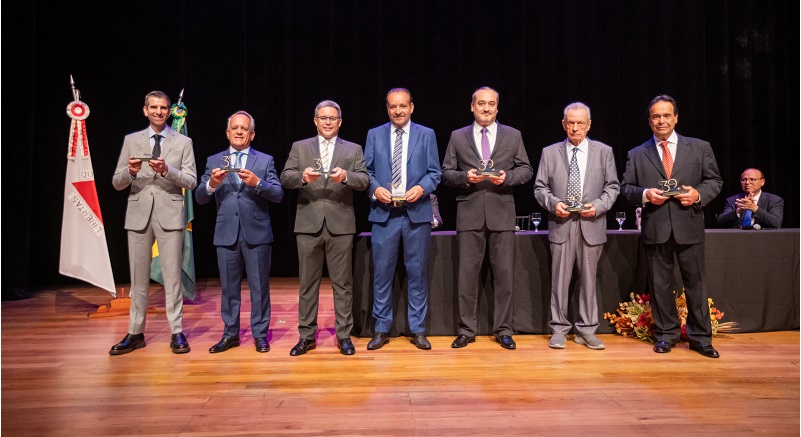 Celebração dos 30 anos do Sindloc-MG foi um sucesso. Contou com a presença de mais de 500 pessoas, em Belo Horizonte