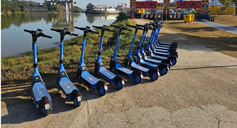 Jet lança serviço de aluguel de patinetes elétricos em São Paulo. A locadora já opera em várias cidades do Brasil,