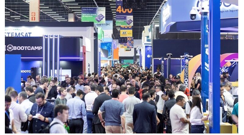 Exposec 2025 reúne mais de 800 marcas com soluções para segurança, mobilidade e cidades inteligentes. Maior encontro da América Latina promoverá conexões estratégicas entre marcas, especialistas e público profissional.
