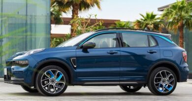 Montadora chinesa promete agitar o mercado de carros com proposta inédita Na Europa, a marca oferece planos de assinatura mensal, como uma locação premium com manutenção e seguros inclusos. Ainda não confirmado para o Brasil, mas pode ser uma inovação em Cajazeiras ou Patos.