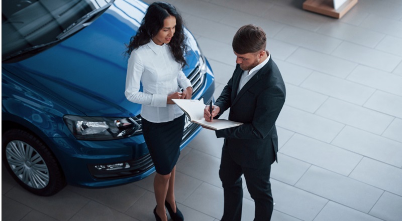 Easy Carros se destaca na venda de seminovos com soluções B2B para locadoras em um mercado que bate recorde de veículos usados no Brasil.