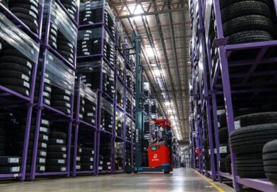 Armac e Cantu focam em eficiência energética com empilhadeiras de energia limpa Locadora de máquinas e empresa de soluções em pneus estão juntas em operações em sete estados