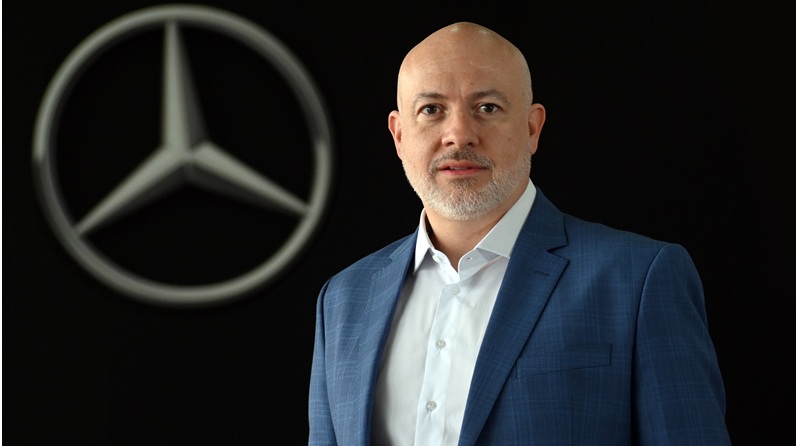 Primeiro brasileiro a liderar o Banco Mercedes-Benz assume agora operação na América Latina. Com pouco mais de um ano à frente do Banco Mercedes-Benz do Brasil, Leonado Piccinini assume a operação também na Argentina