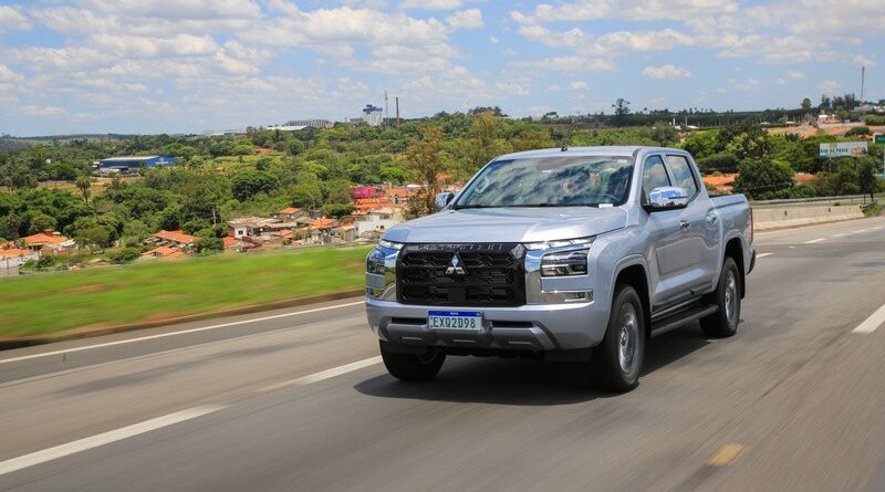 Mitsubishi Motors marca presença na 20ª EXPO ABLA 2025 e apresenta a picape Triton ao público. A Mitsubishi Motors marca presença na 20ª EXPO ABLA 2025: o maior e mais relevante encontro do setor de locação de veículos na América Latina.