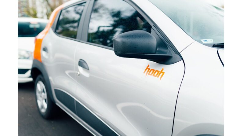 Apps de mobilidade atingem mais de 25% das cidades brasileiras. Um mercado em expansão. Além das grandes plataformas globais, empresas locais têm entrado no mercado para atender a crescente demanda. Em Curitiba, a HooH aposta em soluções regionais para oferecer uma alternativa à população