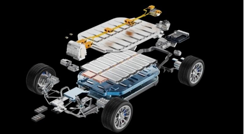 Startup E-Forth recebe aporte de R$ 2 milhões para evitar desvalorização de carros elétricos usados. Programa será pioneiro em oferecer assistência permanente para EVs em todo o país; Com plano a partir de R$ 97 ao mês, compradores de carros elétricos terão cobertura e selo de bateria assistida