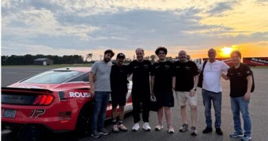 IturanMob e Griiip anunciam parceria global para fornecer telemetria em tempo real, insights com IA para pilotos de corrida e track days de todos os níveis