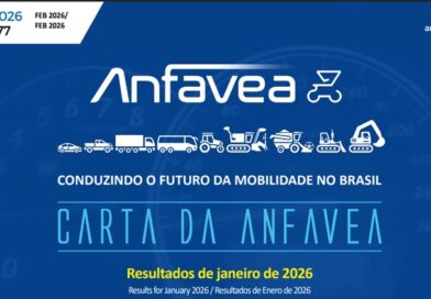 Emplacamentos se mantêm em janeiro, apesar da queda na produção e nas exportações, com recuo nos veículos pesados e avanço dos eletrificados no início de 2026.