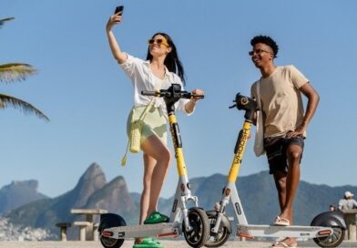 Carnaval impulsiona uso de patinetes elétricas e reforça micromobilidade como alternativa ao trânsito nas grandes cidades.  