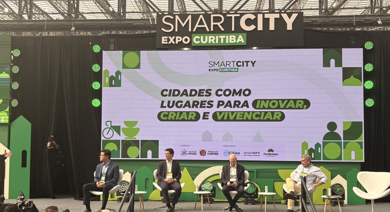 Smart City vai além da tecnologia e exige gestão eficiente, aponta abertura de evento em Curitiba Participação do IBETA no Smart City Expo reforça que cidades inteligentes dependem de dados, governança e capacidade de execução