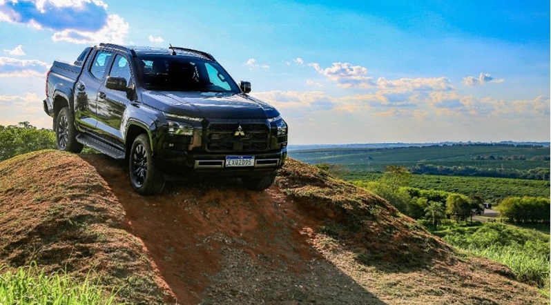 Mitsubishi lança série especial da Triton e reforça locação na Agrishow 2026, com foco em frotas e produtores rurais