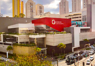 Shoppings ampliam recarga rápida para veículos elétricos. Empreendimentos em São Paulo e Campinas recebem eletropostos ultrarrápidos, com recarga de até 80% em cerca de 15 minutos