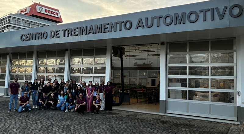 Bosch promove curso gratuito de mecânica básica exclusivo para mulheres em Campinas. Une teoria e prática para ampliar conhecimento sobre manutenção e segurança veicular.