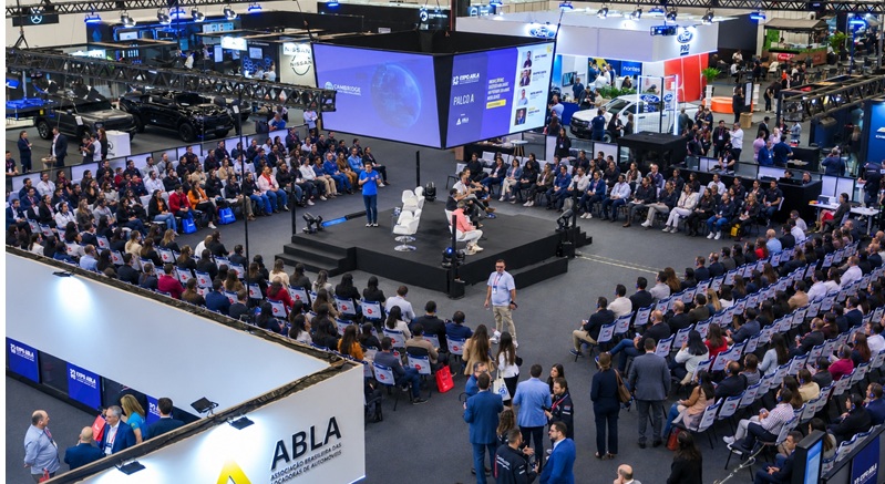 EXPO ABLA 2026 abre lote promocional com desconto para inscrições até julho. Evento será realizado em outubro, em SP, e deve reunir empresas, especialistas e profissionais do setor de locação de veículos