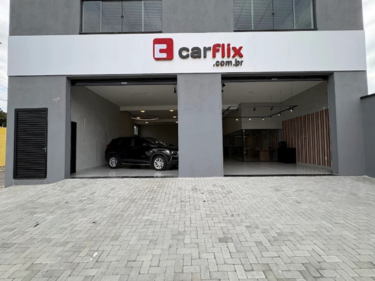 Carflix inaugura unidade em Jacareí e amplia presença no Vale do Paraíba, com expansão e R$ 600 milhões em 2026 em alta.