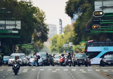 Setor de usados registra recorde de financiamentos e sinaliza estabilidade com taxa Selic em 14,50%. Com 1,89 milhão de veículos financiados no primeiro trimestre, mercado vive melhor início de ano desde 2008 impulsionado por juros previsíveis