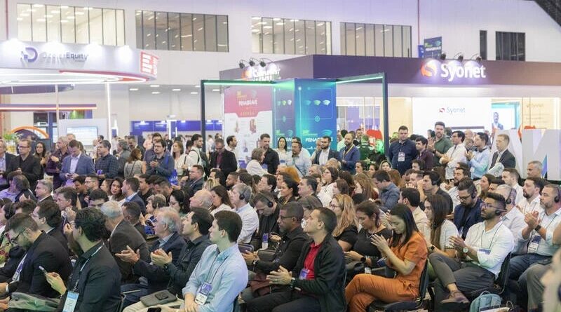 ExpoFenabrave 2026 destaca soluções para concessionárias e espera mais de 9 mil participantes.  A ExpoFenabrave 2026 reunirá cerca de 200 expositores e 50 startups entre os dias 17 e 19 de agosto