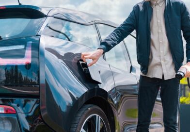 Interesse por elétricos e híbridos chega a 29%, mas modelos eletrificados somam apenas 3% das vendas de usados na OLX.