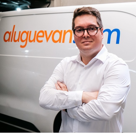 Aluguevan.com abre vaga