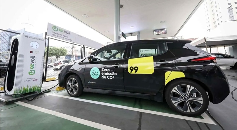 99 amplia rede de recarga elétrica no Rio. 99Recarga Elétrica chega ao Rio com mais de 150 estações parceiras e descontos de até 20% para motoristas elegíveis