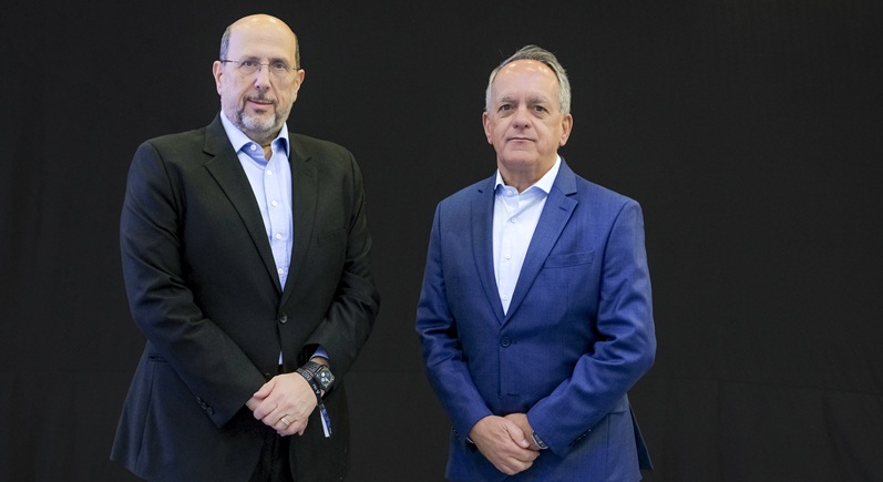 Locadoras compraram 570 mil veículos até setembro, alta de 35,7%, e projetam frota superior a 1,8 milhão de unidades em 2026.