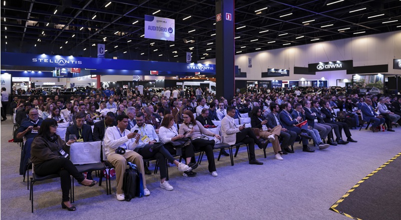 EXPO ABLA 2026 gera R$ 55,8 milhões em negócios e fortalece o mercado de locação de veículos. Encontro reuniu tomadores de decisão de locadoras e empresas expositoras para gerar negócios com impacto no crescimento do setor nos próximos meses; evento contou com mais de 2.000 participantes