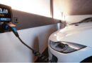 Compra ou locação de um carro elétrico depende da rotina de deslocamento, do acesso à recarga, da autonomia e dos custos totais.